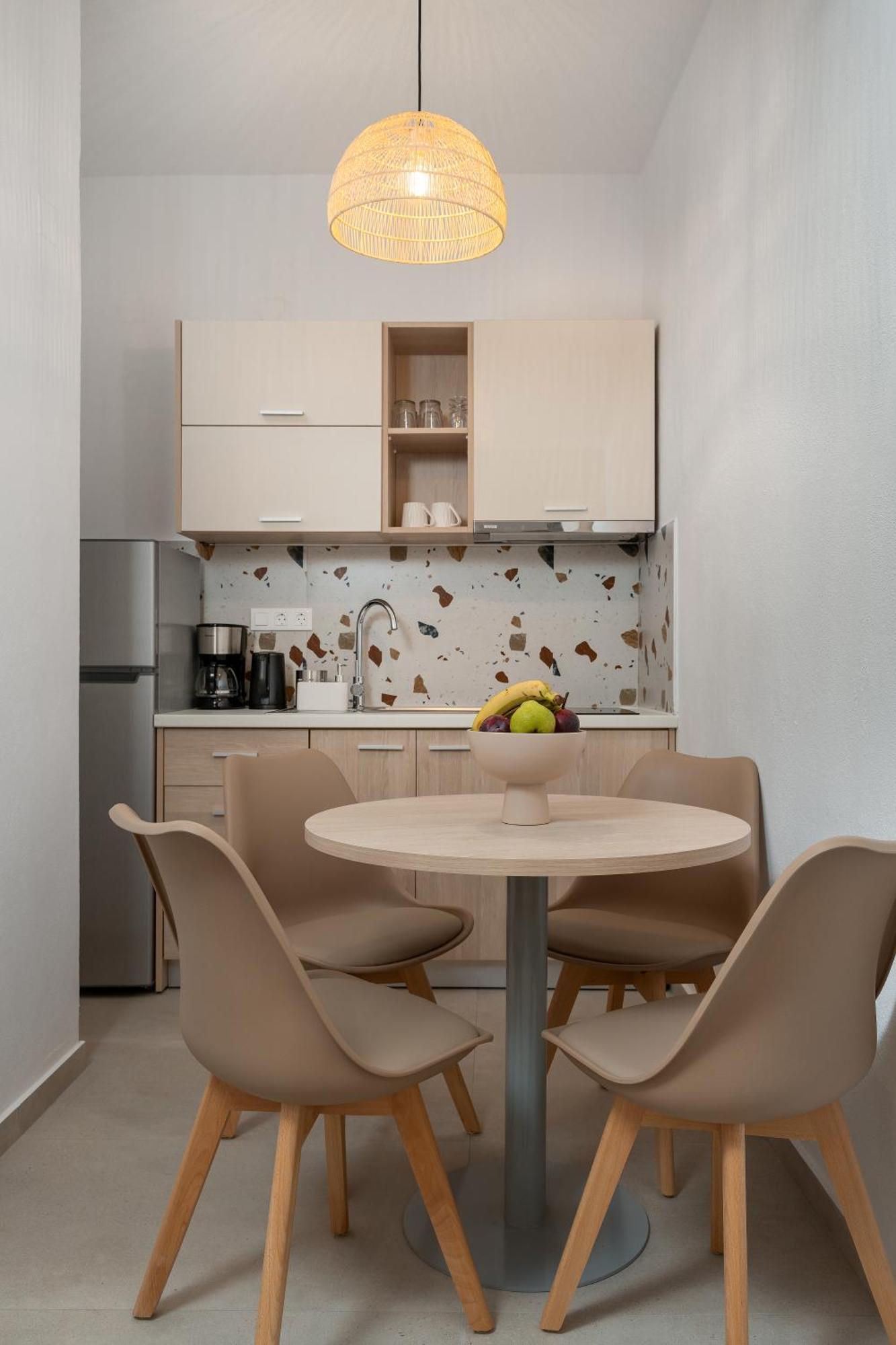 V&C Paradise Apartments Rodhákinon Ngoại thất bức ảnh