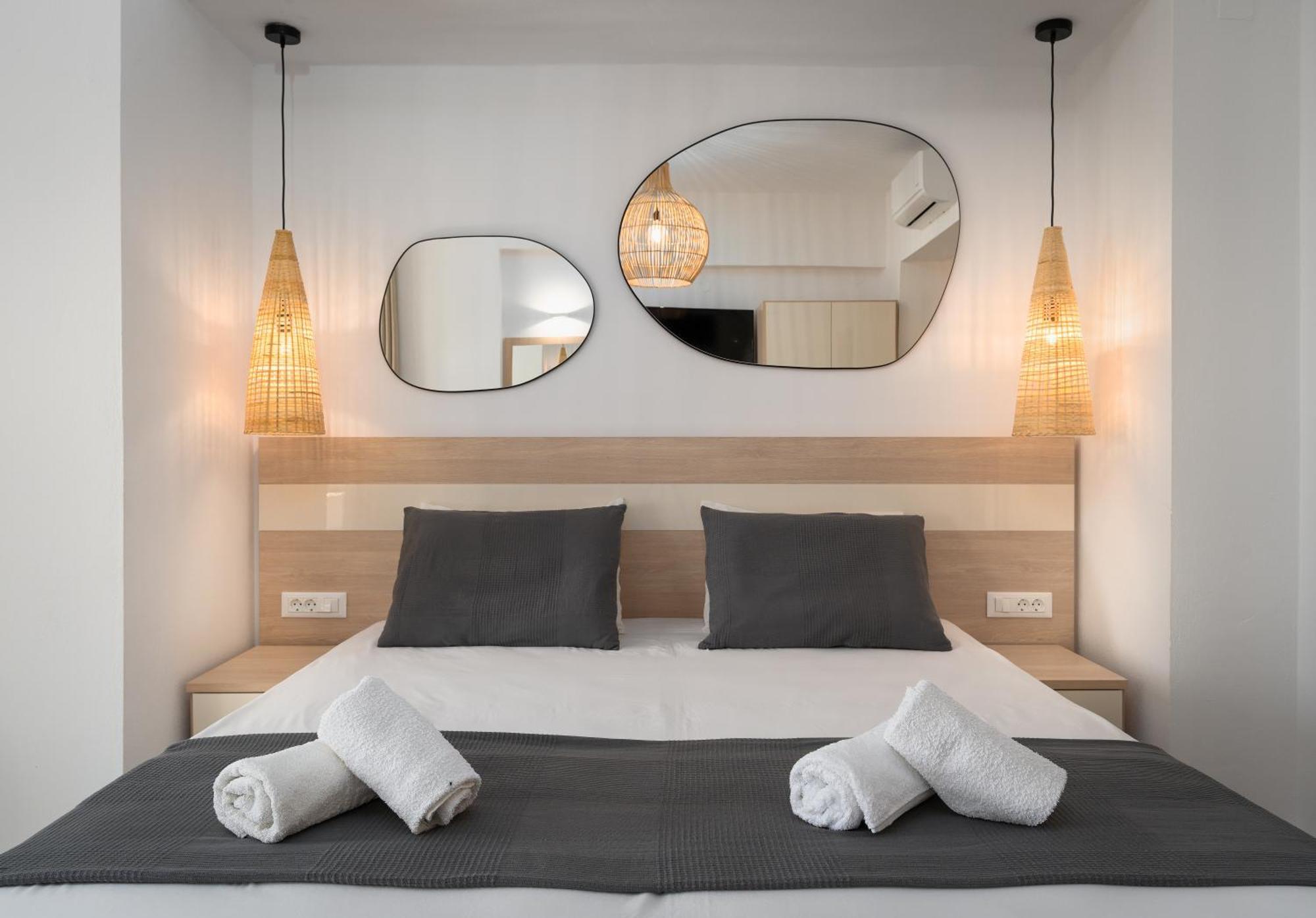 V&C Paradise Apartments Rodhákinon Ngoại thất bức ảnh