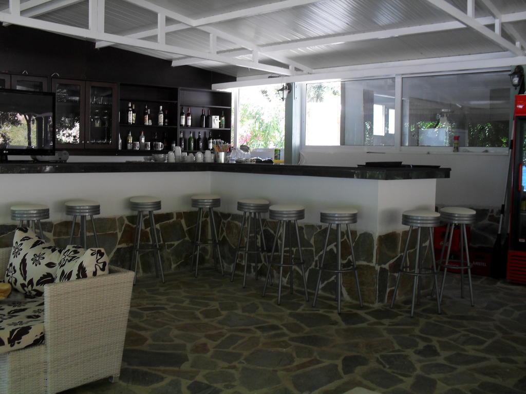 V&C Paradise Apartments Rodhákinon Ngoại thất bức ảnh