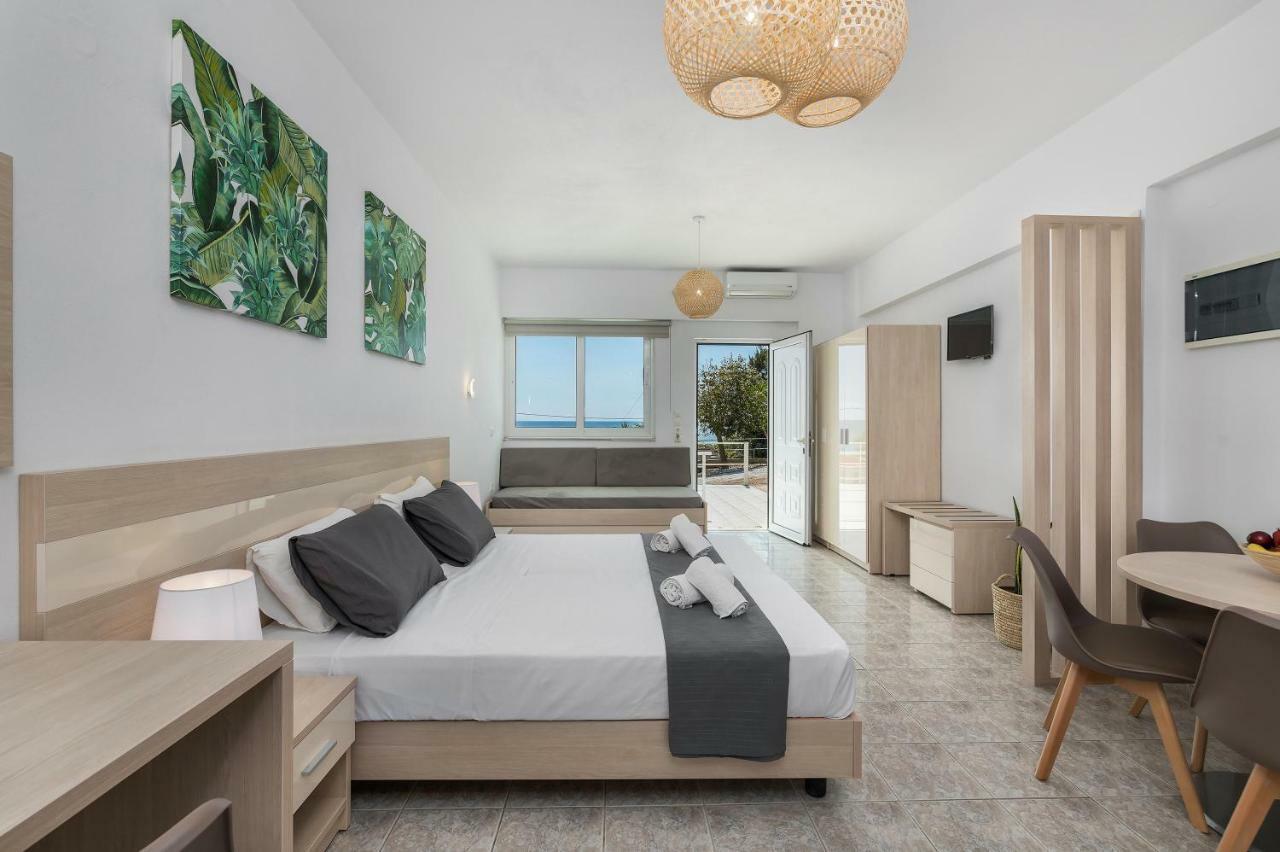 V&C Paradise Apartments Rodhákinon Ngoại thất bức ảnh